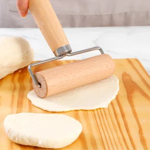 Wholesale Non-stick 15*7.2cm Small Wooden Rolling Pin Mini Wood Dough Roller for Baking